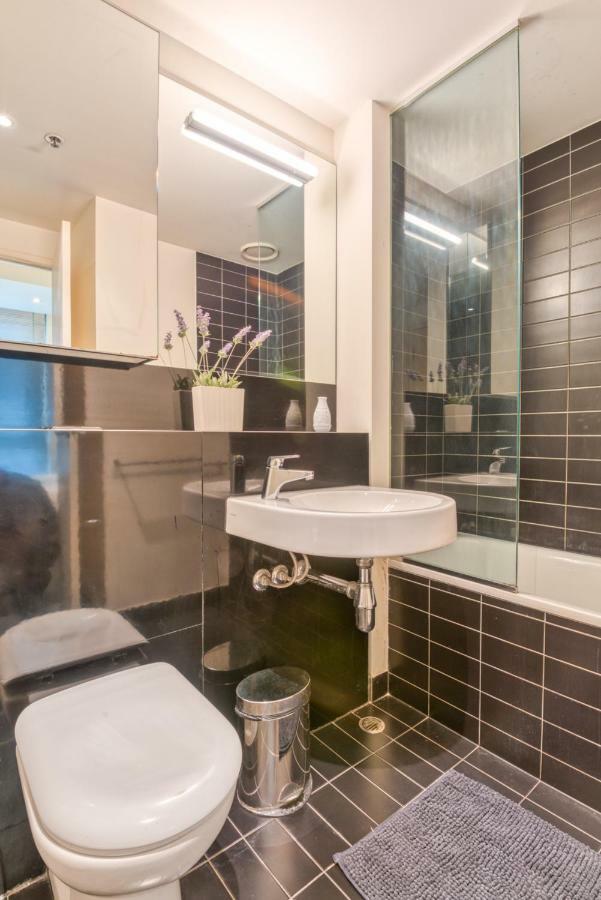 Collins St, Southern Cross, 2 Bd, Parking, Free Wifi เมลเบิร์น ภายนอก รูปภาพ